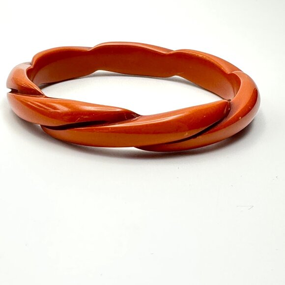 Vintage Lucite Bangle Pair — Orange Twist & Caramel Wave — 1970s Combo — EUC - Picture 9 of 12
